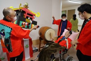 わっしょ！わっしょい！