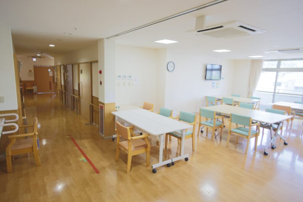 ②ガーデン_食堂